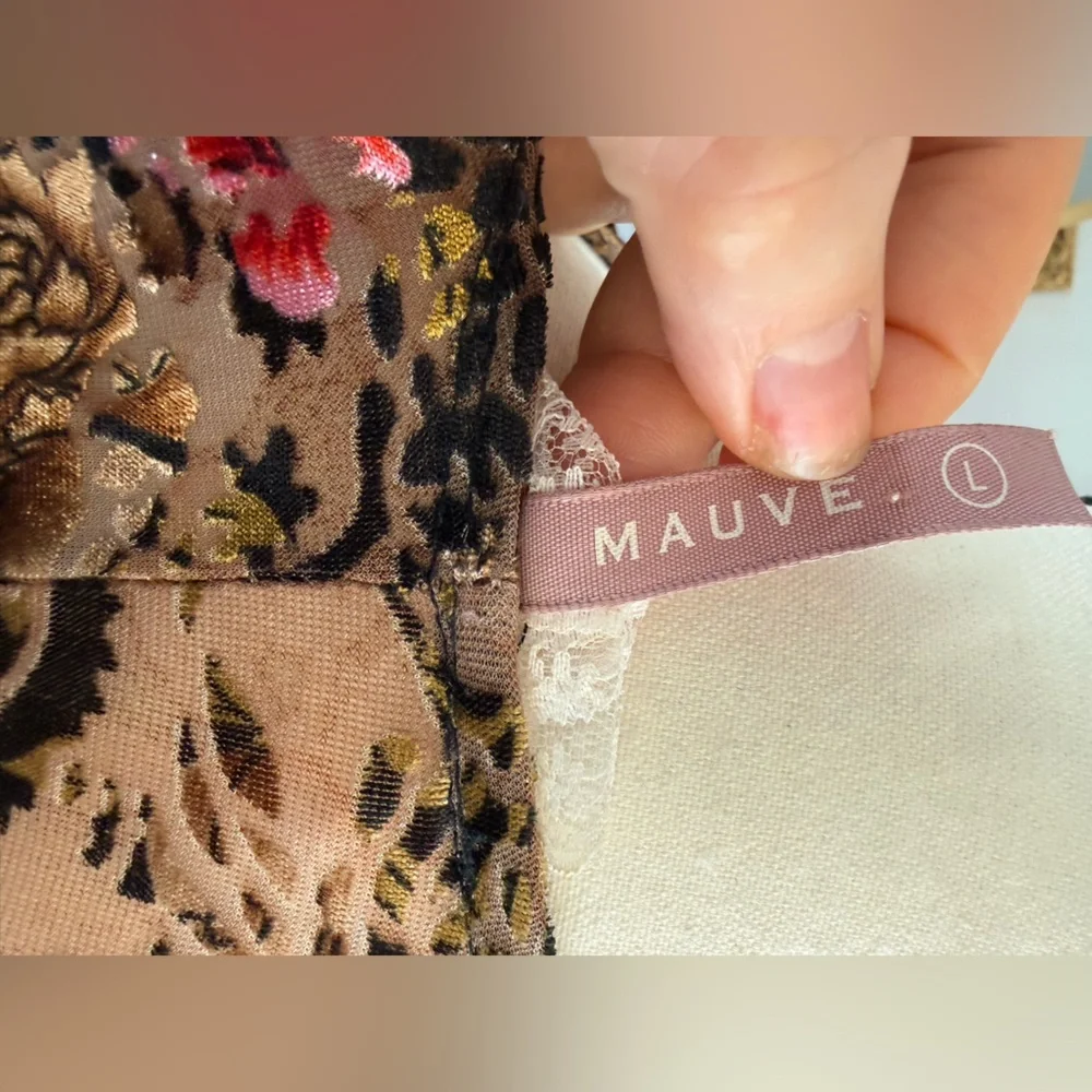 Mauve Beautiful Burnout Velvet Floral Fringe Women's Kimono - Picture 9 of 11